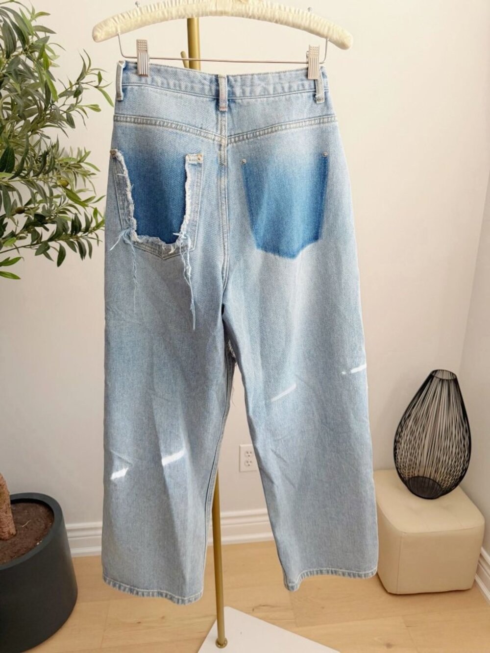 Y2K Light Wash Distressed High Rise Wide Leg Baggy Jeans Size S - Picture 4 of 7